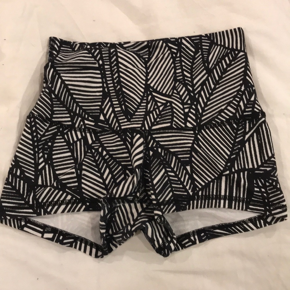 lululemon size 2 high-waisted spandex